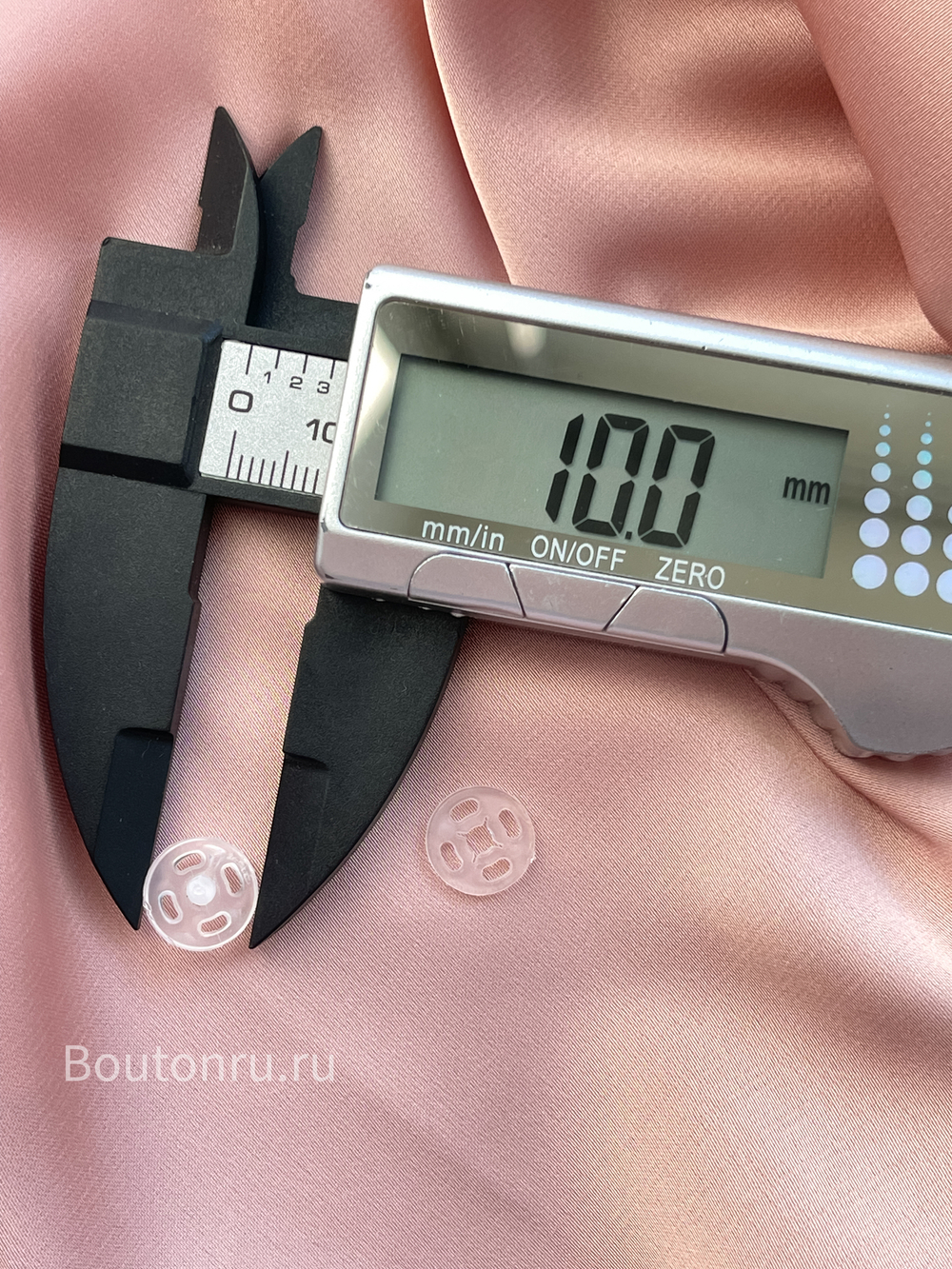 Кнопка пришивная пластик прозрачная