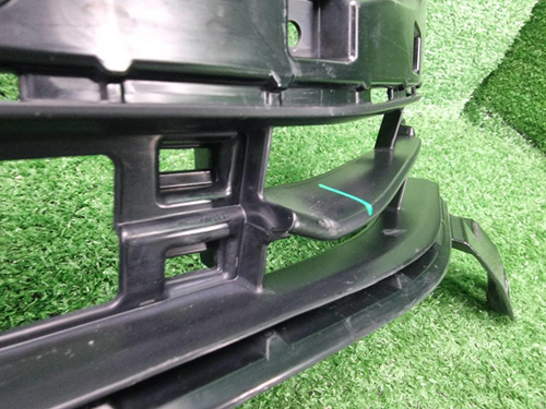 Решетка переднего бампера Land Cruiser 300 (21-нв)