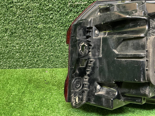 Фонарь левый внешний BMW X3 G01 X3M F97 (17-21)