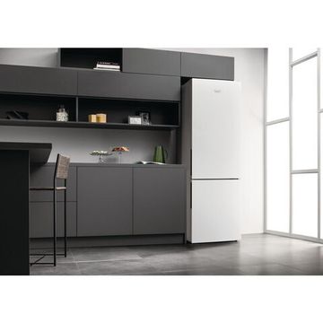 Холодильник Hotpoint-Ariston HS 3200 W