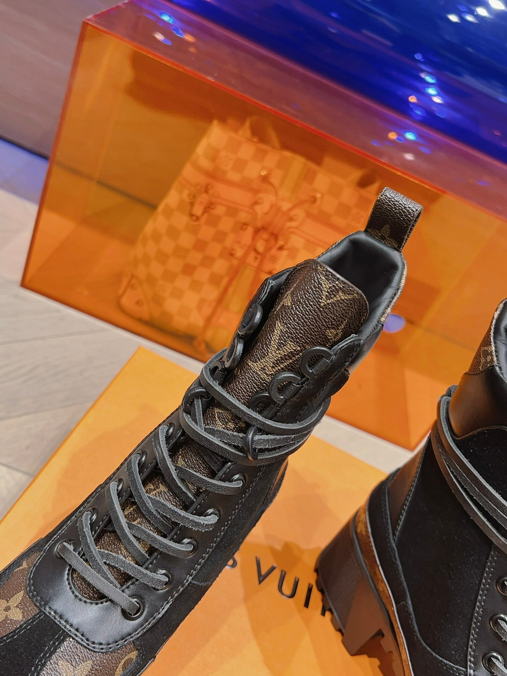 Louis Vuitton Laureate Desert Boot