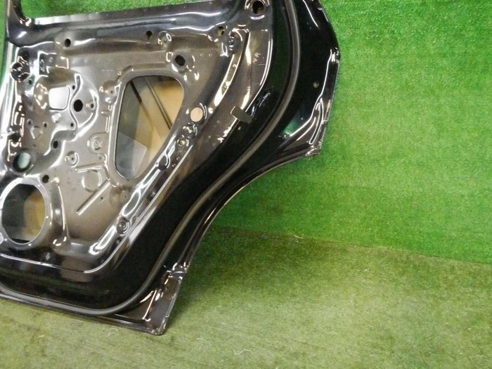 Дверь задняя правая VW Touareg 3 (2018-н.в.)