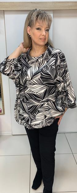 Черно-белый блузон-туника на кулиске