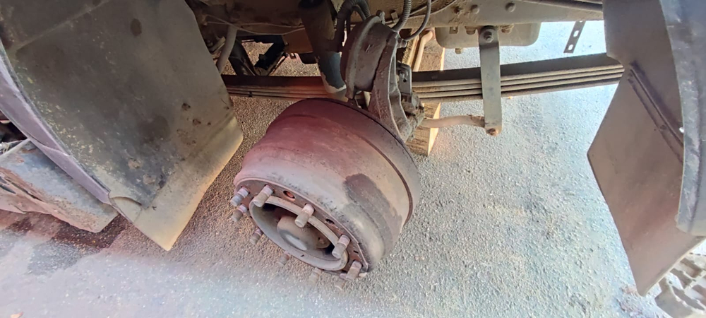 МАЗ 6501* 6x4 Самосвал 650128-8520-000 (Дизельный, 11,6 л, 423 л.с., МТ)