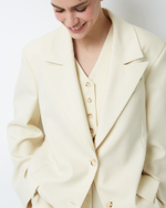 Жакет на пояске из шерсти белый шоколад