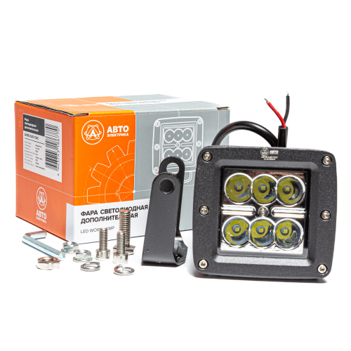 Фара светодиодная дополнительная, квадратная 80*73*75, направленный свет, 6 диодов, крепление центральное по бокам, 18 Вт, 10-30 В