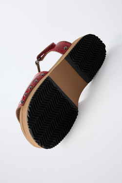 ZARA САБО ИЗ ЛАКИРОВАННОЙ ИСКУССТВЕННОЙ КОЖИ, КРАСНЫЙ