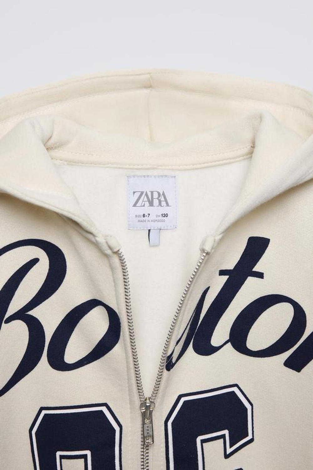 ZARA ТОЛСТОВКА С ПРИНТОМ И МОЛНИЕЙ, ЭКРЮ