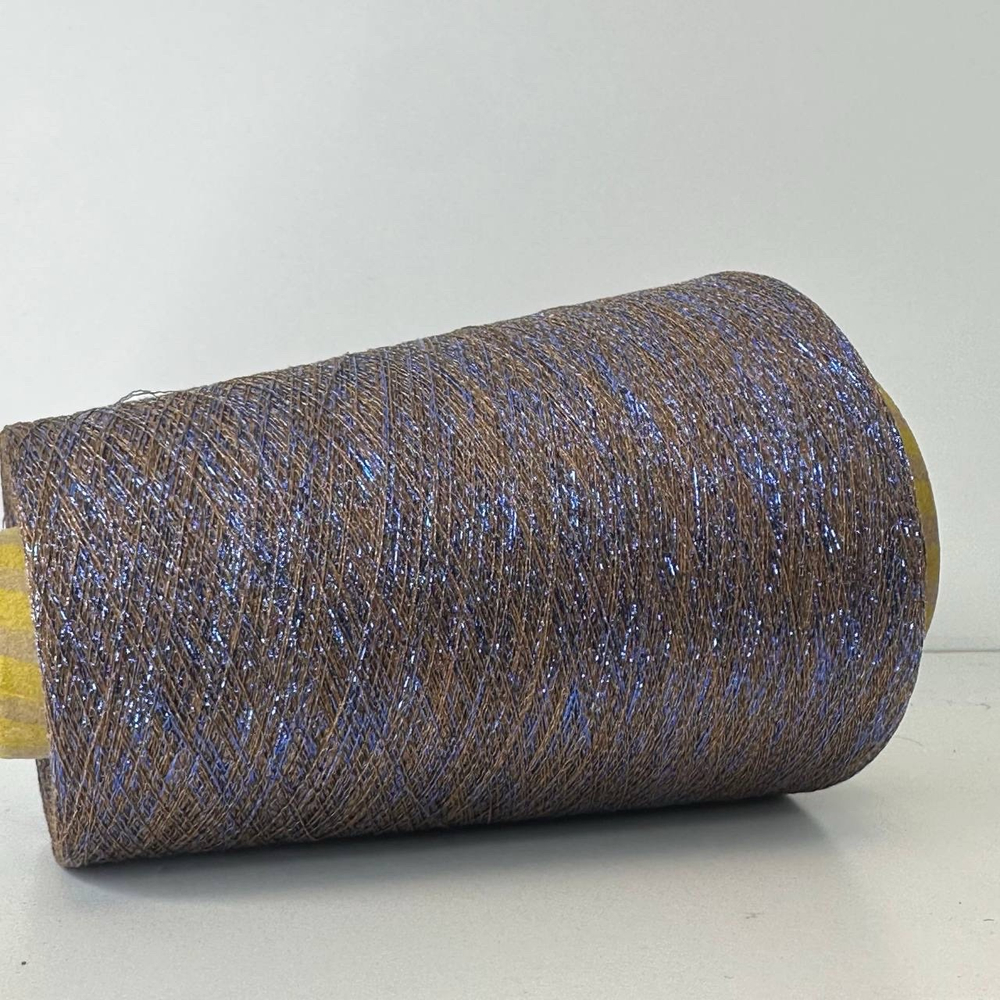 FRIZZANTE - Industria Italiana Filati; 70% вискоза, 15% металлизированный люрекс, 15% п/а; 3500м/100гр; col. 595, цвет: синий люрекс на коричневой нити; S718;