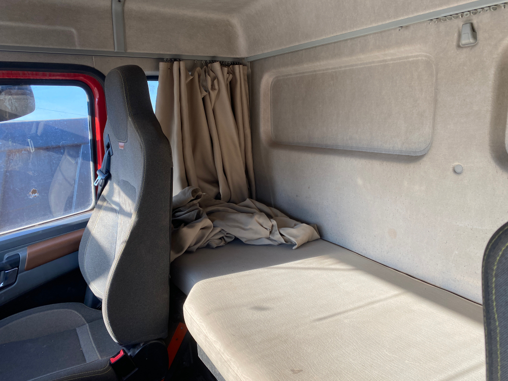 Shacman (Shaanxi) SX* 8x4 Самосвал SX331863366 (Дизельный, 12,5 л, 544 л.с., МТ)