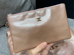 Chanel 22 Small Handbag 42 cm