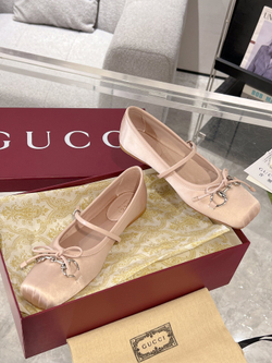 Gucci Flats (6 colors)