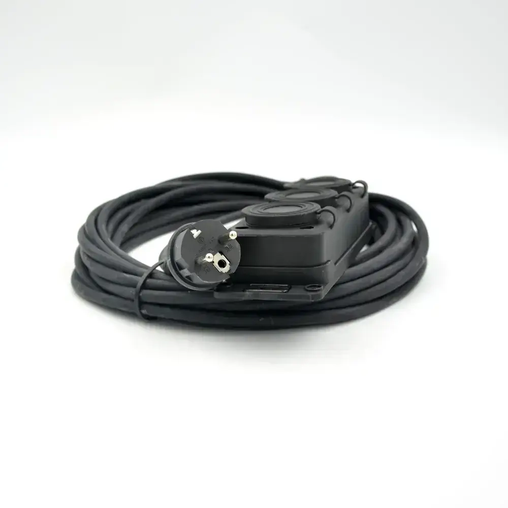 Удлинитель силовой строительный КГТТ 3х1.5 25А, садовый удлинитель 10м, для сварки, газонокосилки и тримера, 3 розетки с крышками, морозостойкий