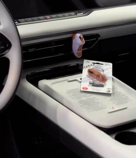 Верона, дизайнерский ароматизатор для автомобиля Verona NETROshoe, Vinove