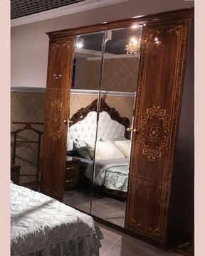 Шкаф  ПАТРИСИЯ  4-х ств. (2+2) караваджо  глянец с зеркалами