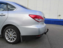 Фаркоп Nissan Almera седан 2013-2015 (дорестайлинговая), условно-съемный,(без электрики) Трейлер.7750
