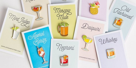 Книги и украшения