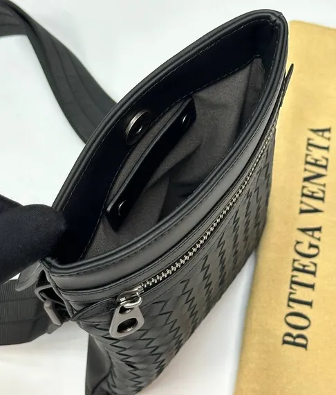 Сумка кросс-боди Bottega Veneta
