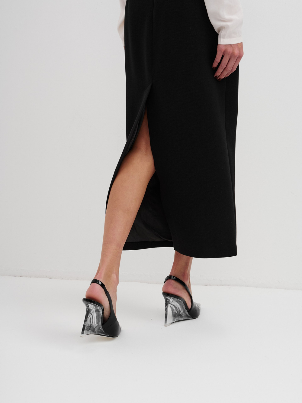 Юбка-карандаш, черная