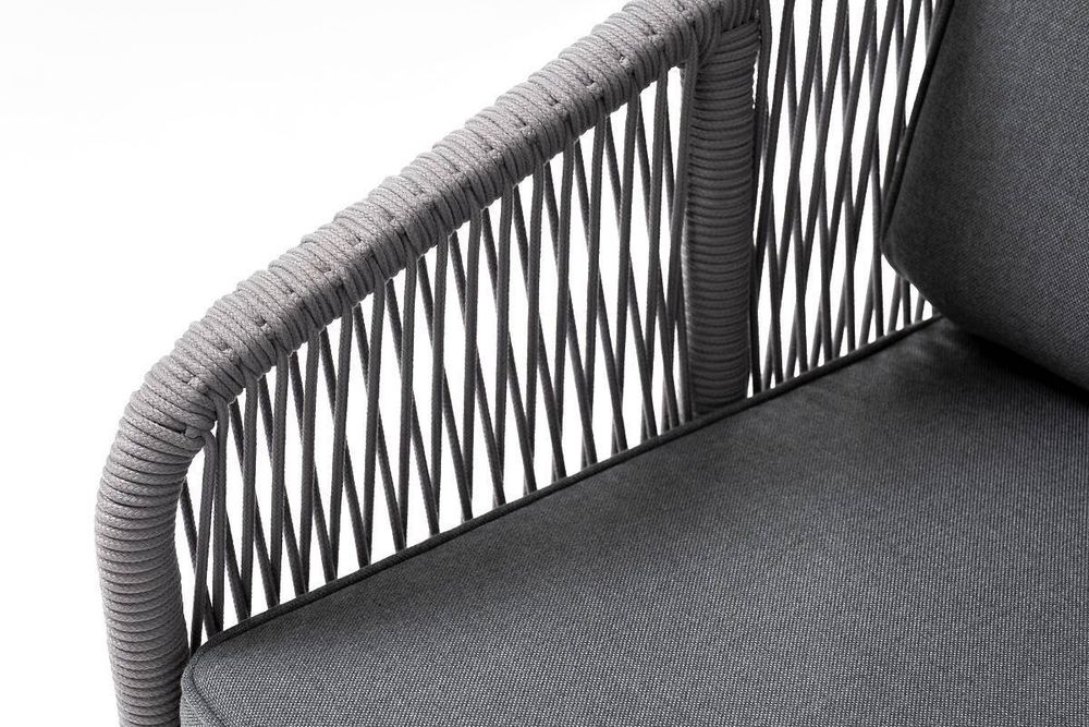 "Канны" кресло плетеное из роупа, каркас алюминий белый муар, роуп светло-серый круглый, ткань серая 017