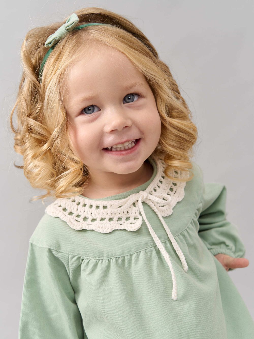 Повязка с бантиком "Шалфей" 0+