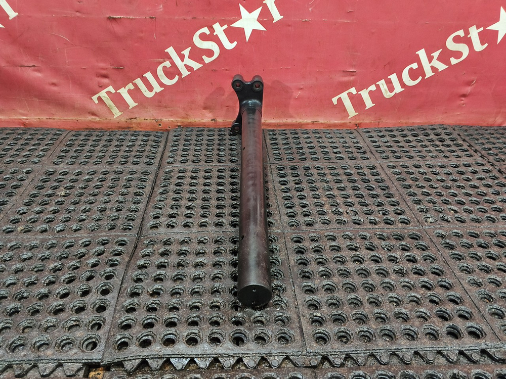 Кронштейн крыла задний правый 2023г