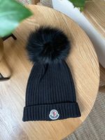 Шапка Moncler