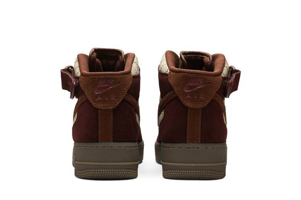 Кроссовки Nike Air Force 1 07 Lv8
