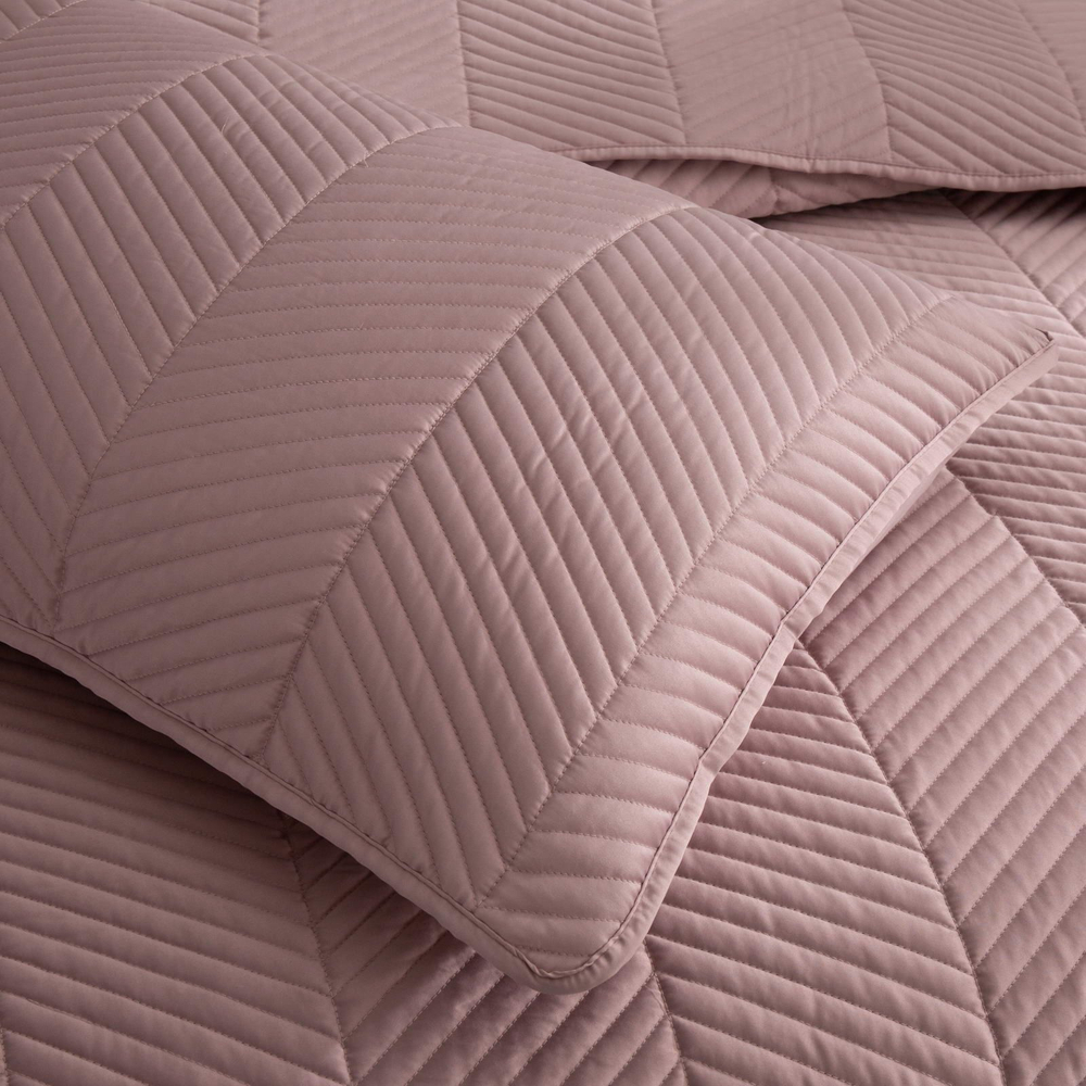 Покрывало 230x250 и 2 наволочки 50х70 Sofi De MarkO Адонис розовое