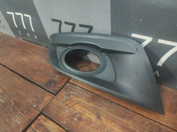 Накладка ПТФ правая Mazda 3 (BK) 06-09 Б/У Оригинал BS3E50C11