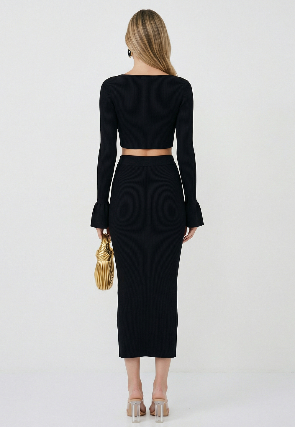 Кроп-топ с рукавами