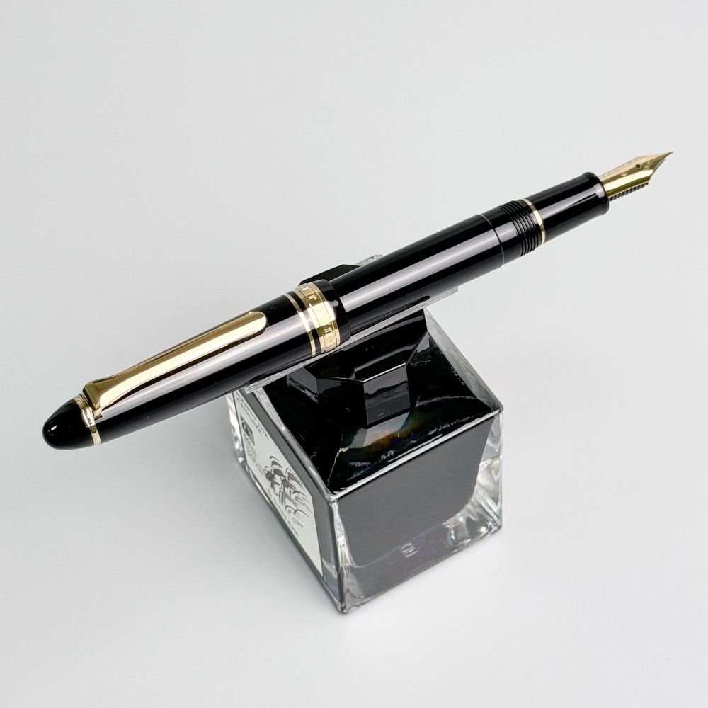 Ручка перьевая Sailor 1911 Profit Casual Black Gold IP F (11-0570-220) 3