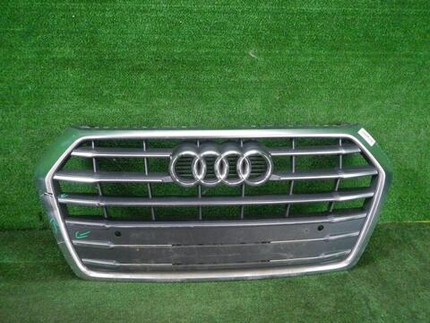 Решетка радиатора Audi Q5 2 80А (2017-2020)