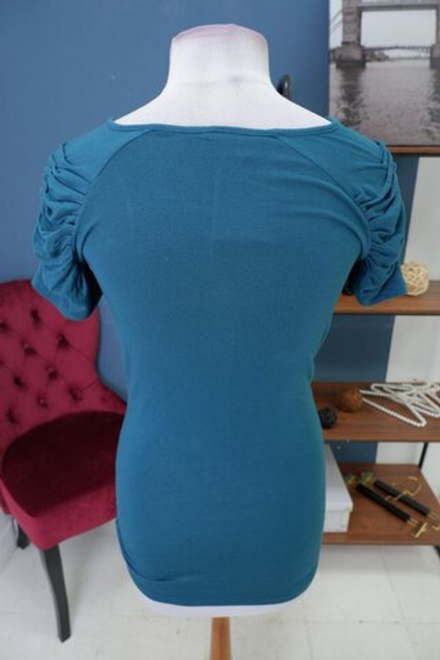 Футболка Amisu оригинальная 40/42 размер