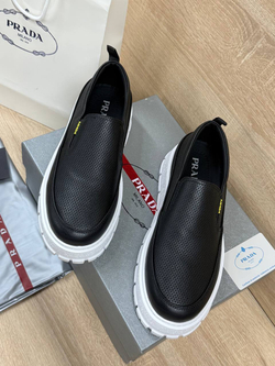 Слипоны Prada