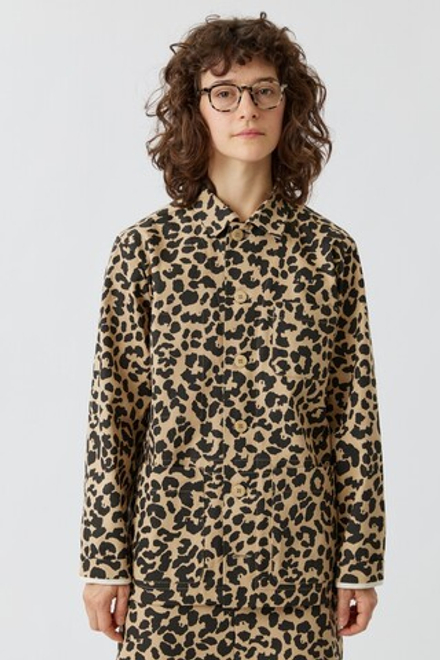 Верхняя мужская рубашка с карманами с леопардовым принтом