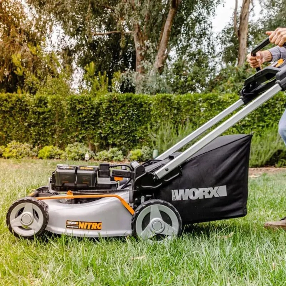Аккумуляторная газонокосилка WORX WG761E 20В самоходная (1 x 4 Ач, ЗУ) нож 51 см, WG761E