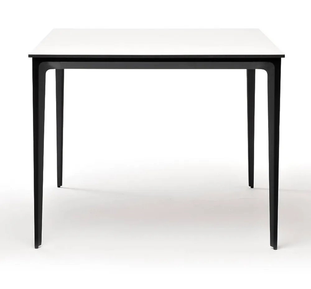 "Малага" обеденный стол из HPL 90х90см, цвет молочный, каркас черный