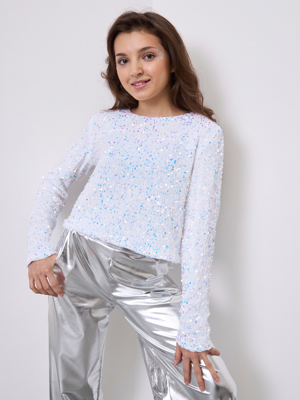 Костюм брючный праздничный с пайетками для девочки белый