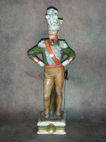 Статуэтка. Фарфор. Солдат Улан. Capodimonte. Merli. Италия