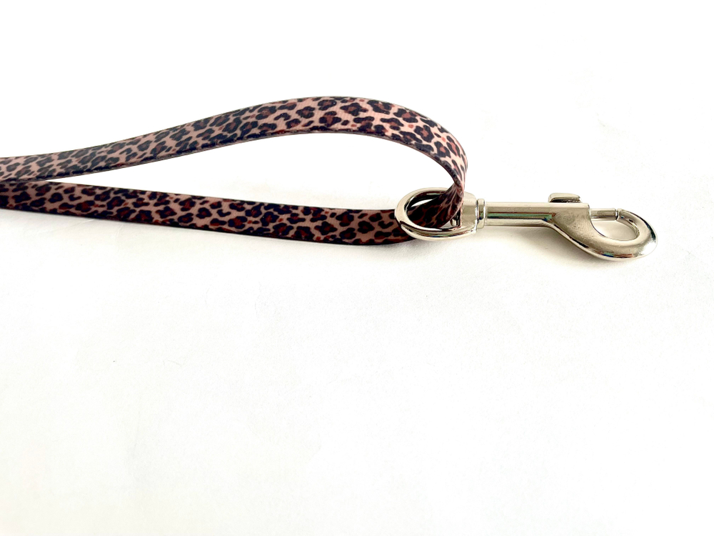 Ринговка груминга из биотана , ширина 15 мм, длина 50 см., зебра