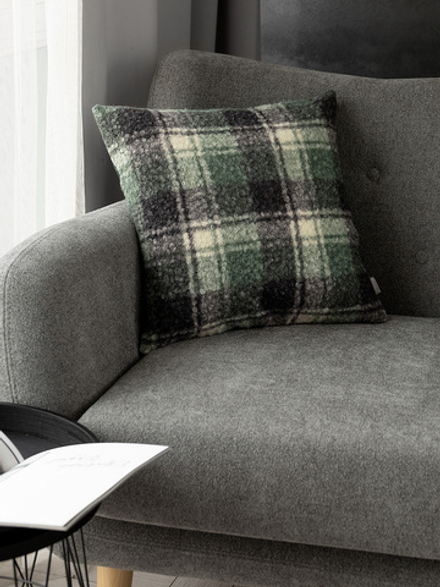 Наволочка декоративная DeNASTIA букле клетка на молнии 45х45 100%ПЭ серый,зелёный