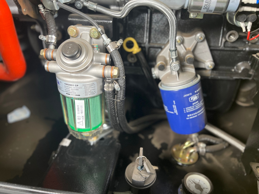 Дизельный генератор Vektor AD-50Y-T400 в шумозащитном кожухе с АВР