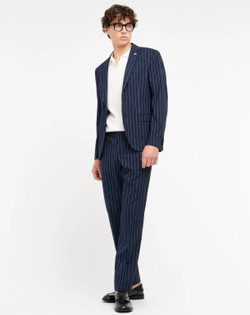 Мужской костюм в полоску Б73