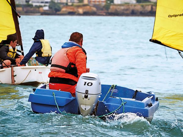 Отличный лодочный мотор для рыбаков и охотников