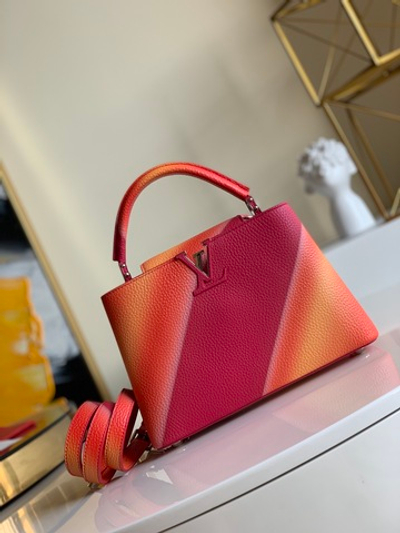 Louis Vuitton Capucines BB