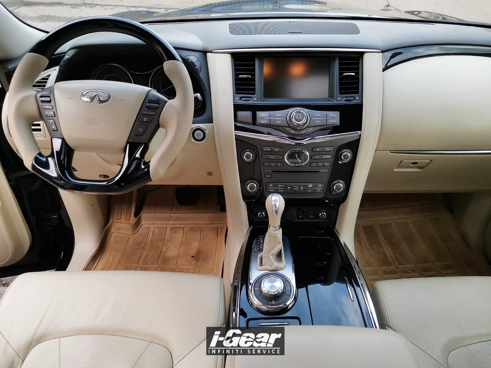 Окрас панелей в Черный лак Infiniti QX56 QX80