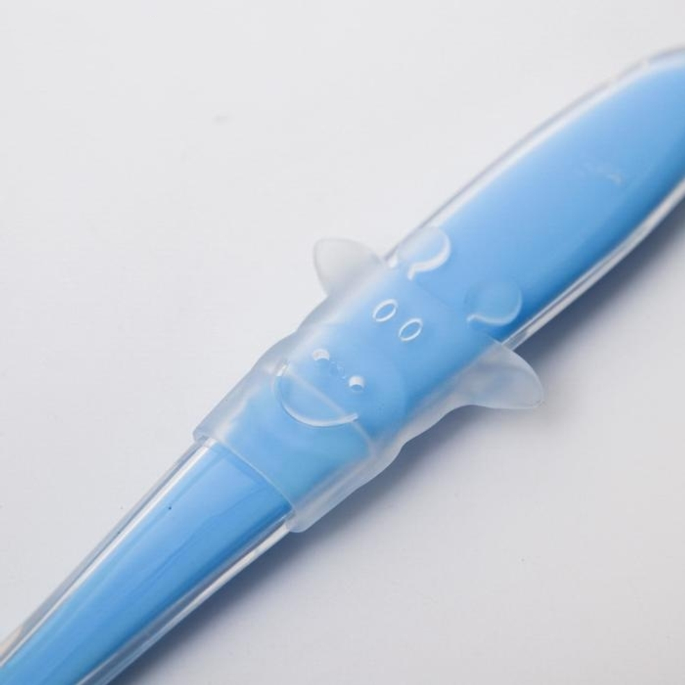 4768003 Ложка силиконовая детская "Жирафик", цвет голубой