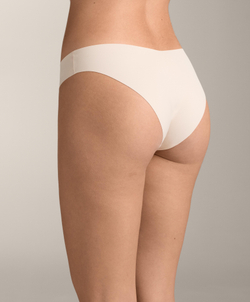 OYSHO Набор из пяти классических трусиков с V-образным вырезом PANTONE™, бежевый