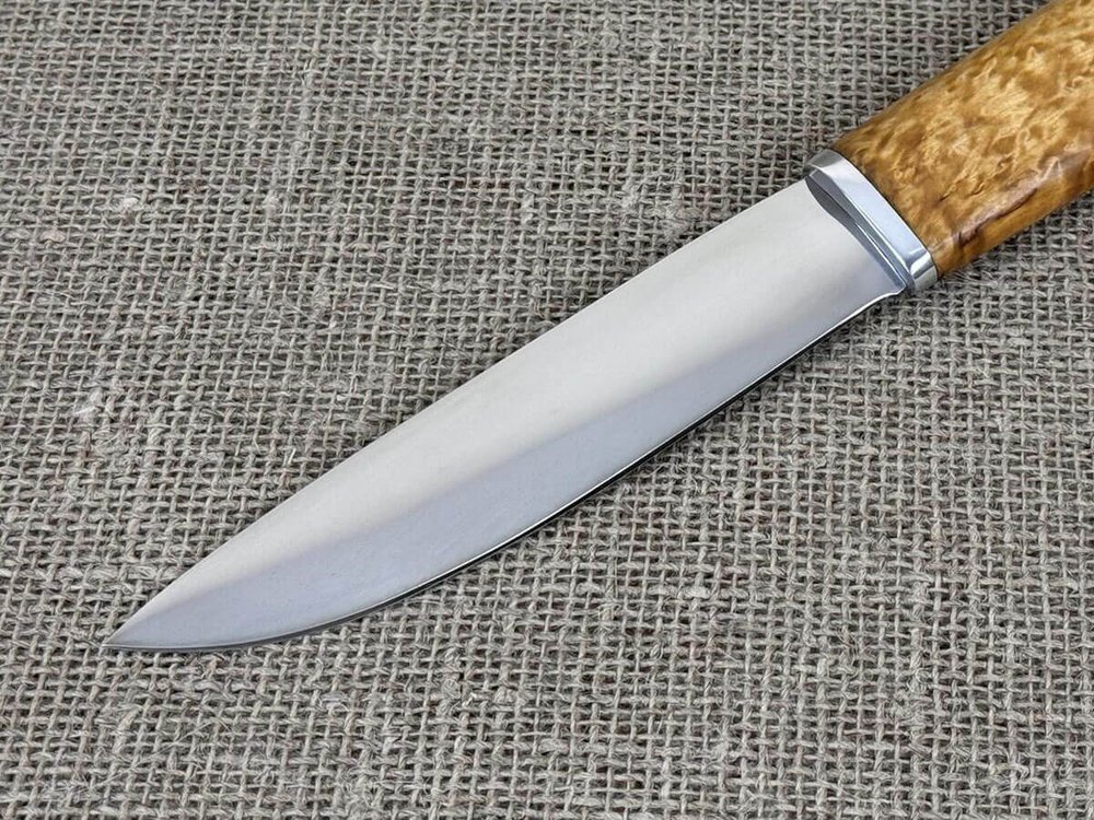 Шкуросъемный нож "Якут" с кованым долом, рукоять карелка